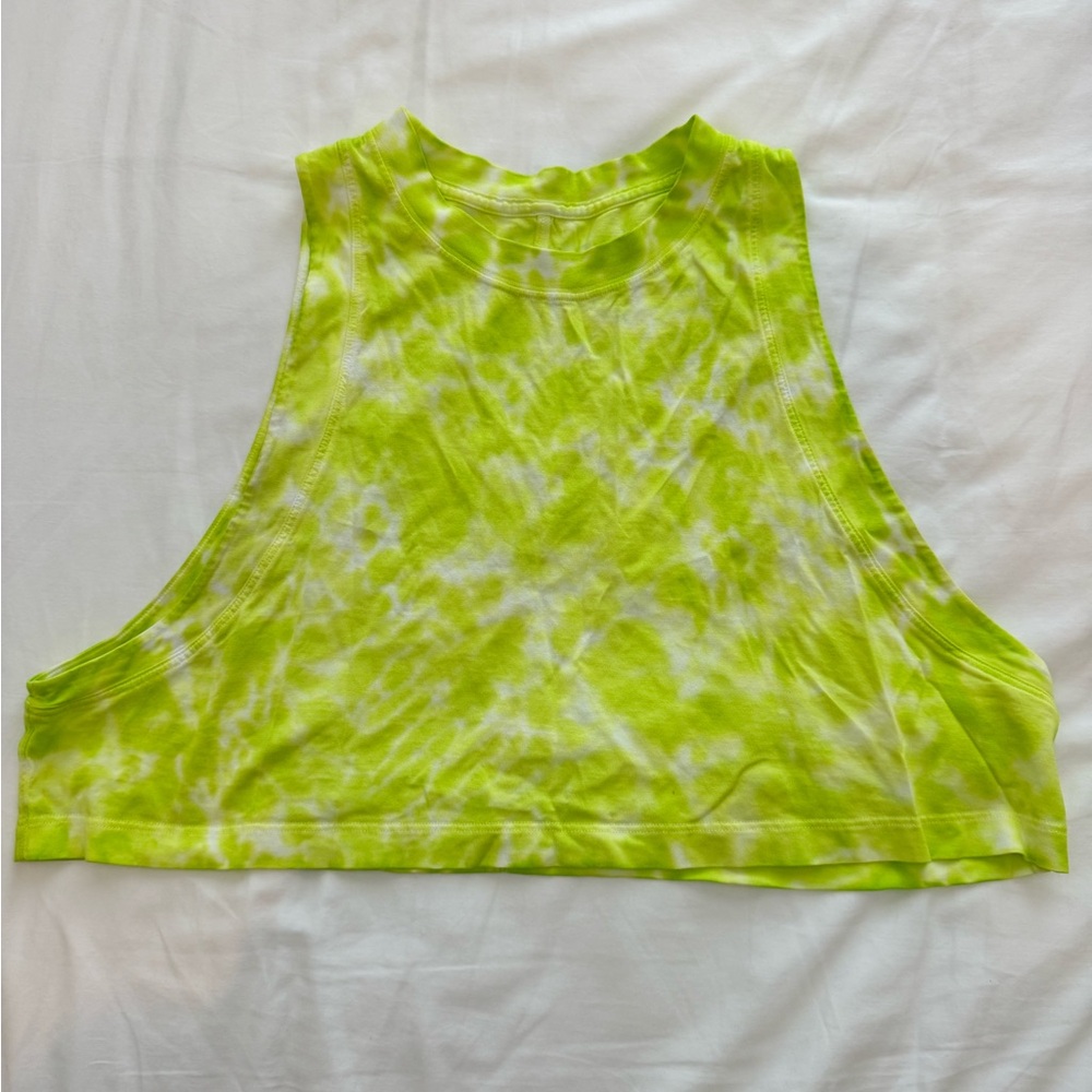 lululemon crop top soooo cute